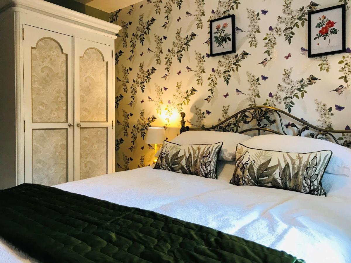 The Lodge North Bradley Экстерьер фото